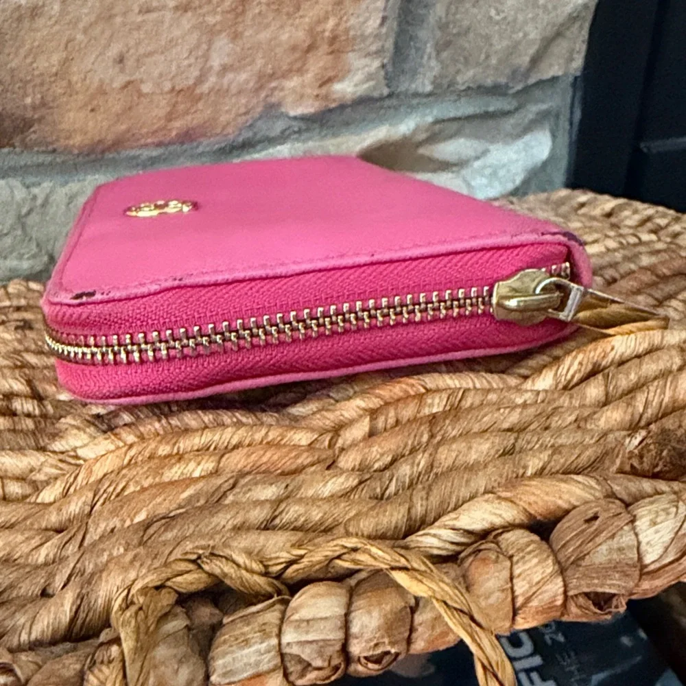 Tory Burch Robinson Pink Saffiano Leather zip around Continental Wallet